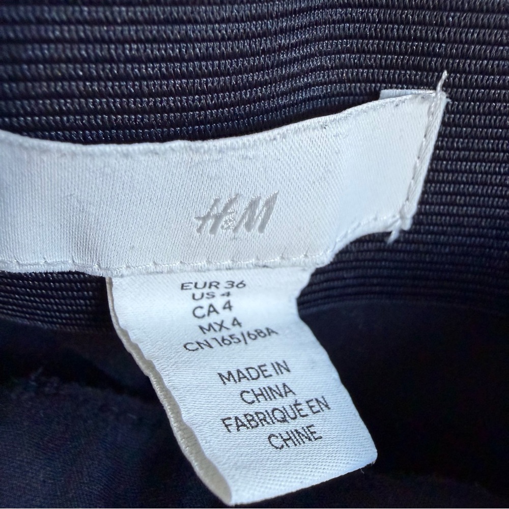 H&M Navy Ankle-length slacks size 4 - Picture 9 of 9
